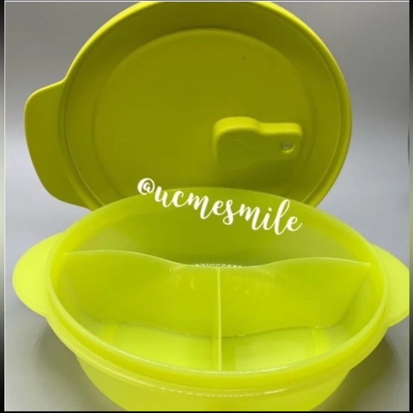 Tupperware CrystalWave Round Divided Container Set - Picture 2 of 6